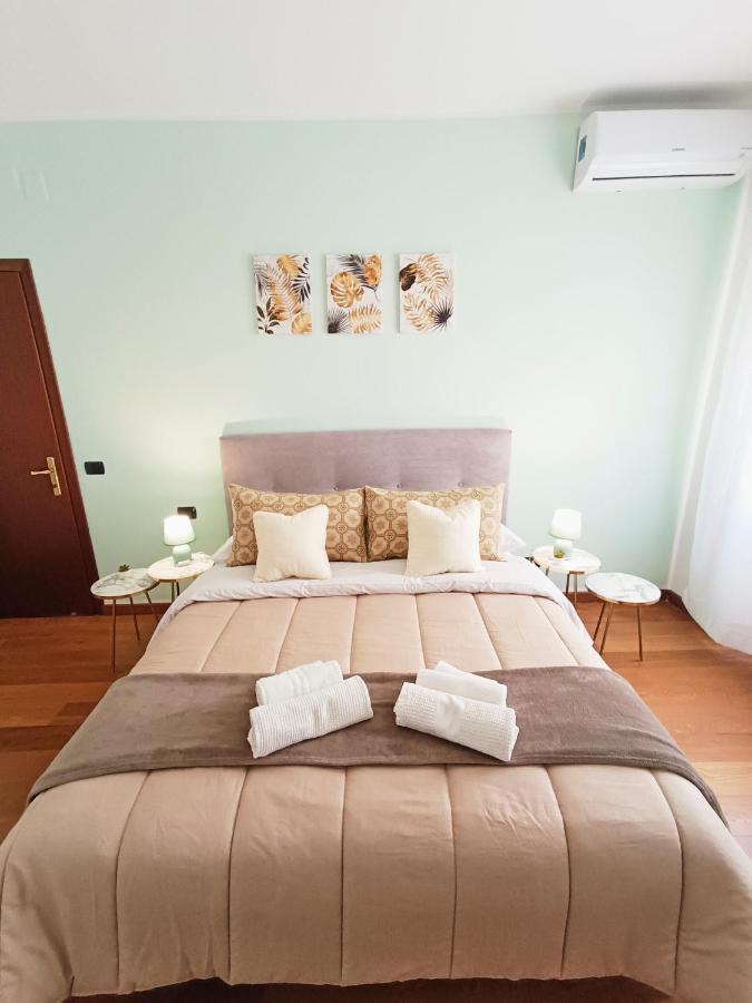 Apartment Roma! Colosseo 15 Min - Haydenhome Rome